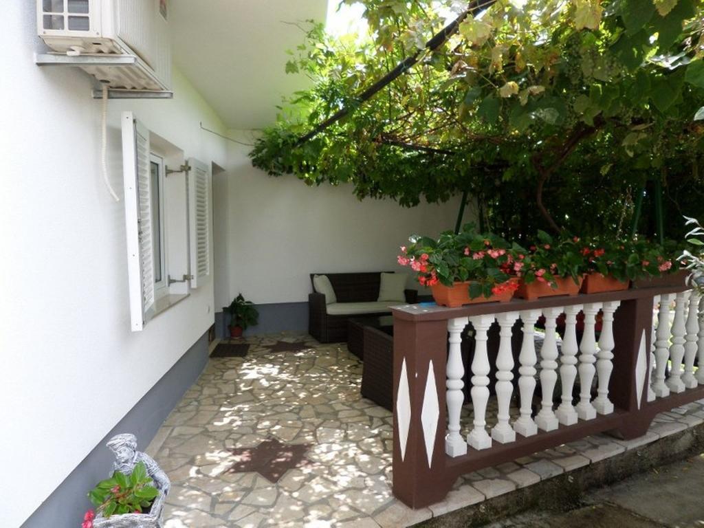 Apartment Ines Novi Vinodolski Ruang foto