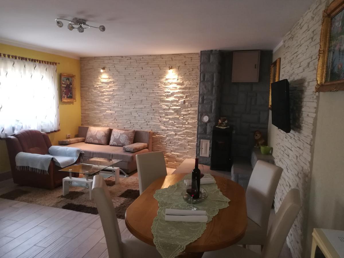 Apartment Ines Novi Vinodolski Bagian luar foto