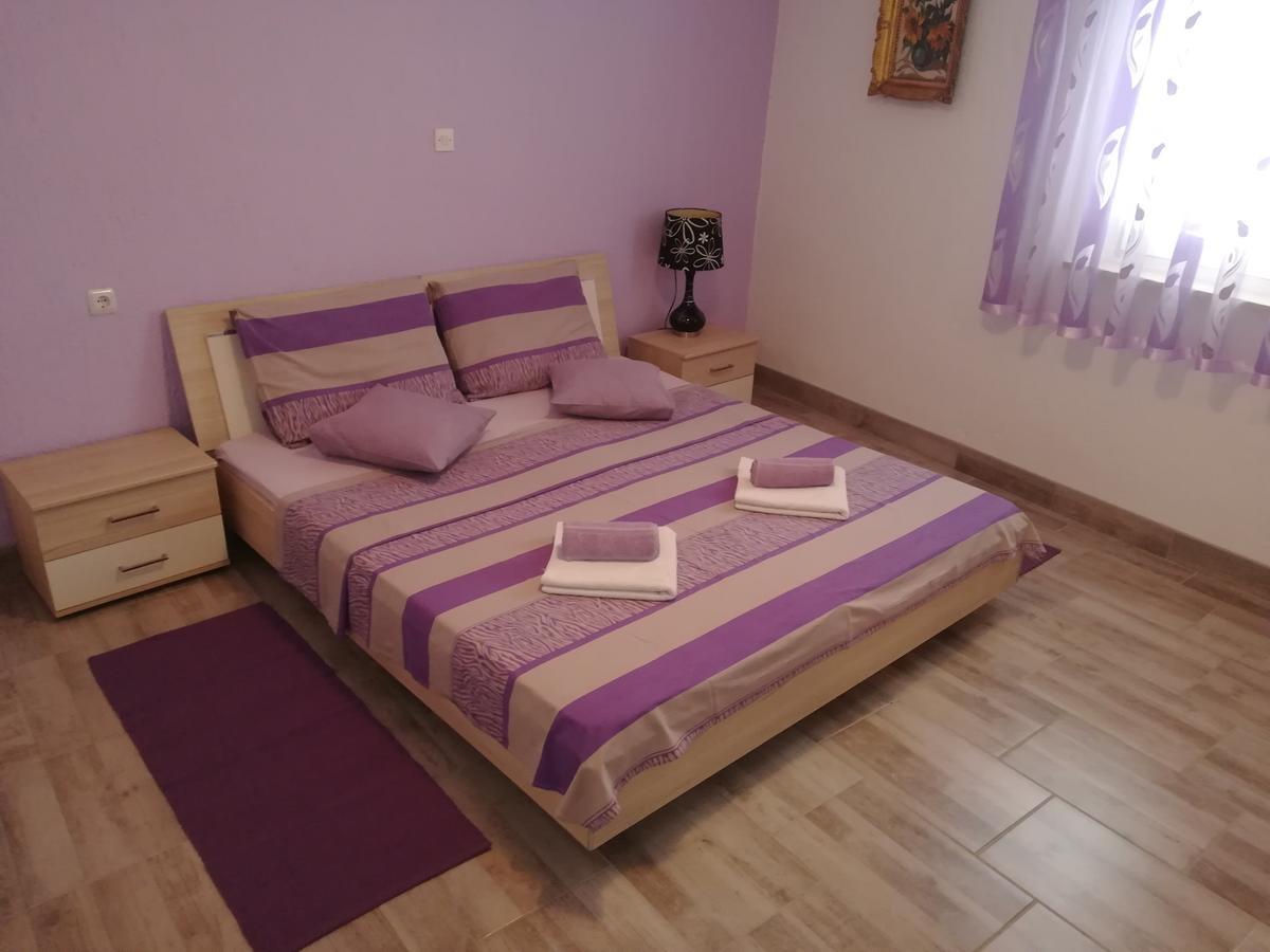 Apartment Ines Novi Vinodolski Bagian luar foto